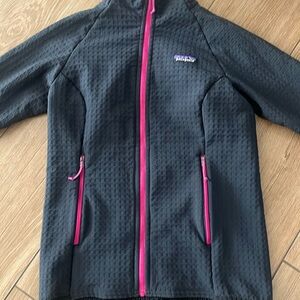 Women’s Patagonia jacket size small